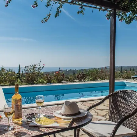 Trapezaki Garden Villas Mousata Exterior photo